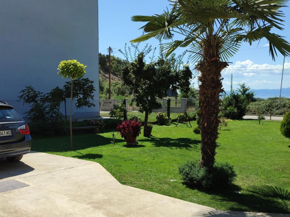 Apartments Three Ohrida Exterior foto
