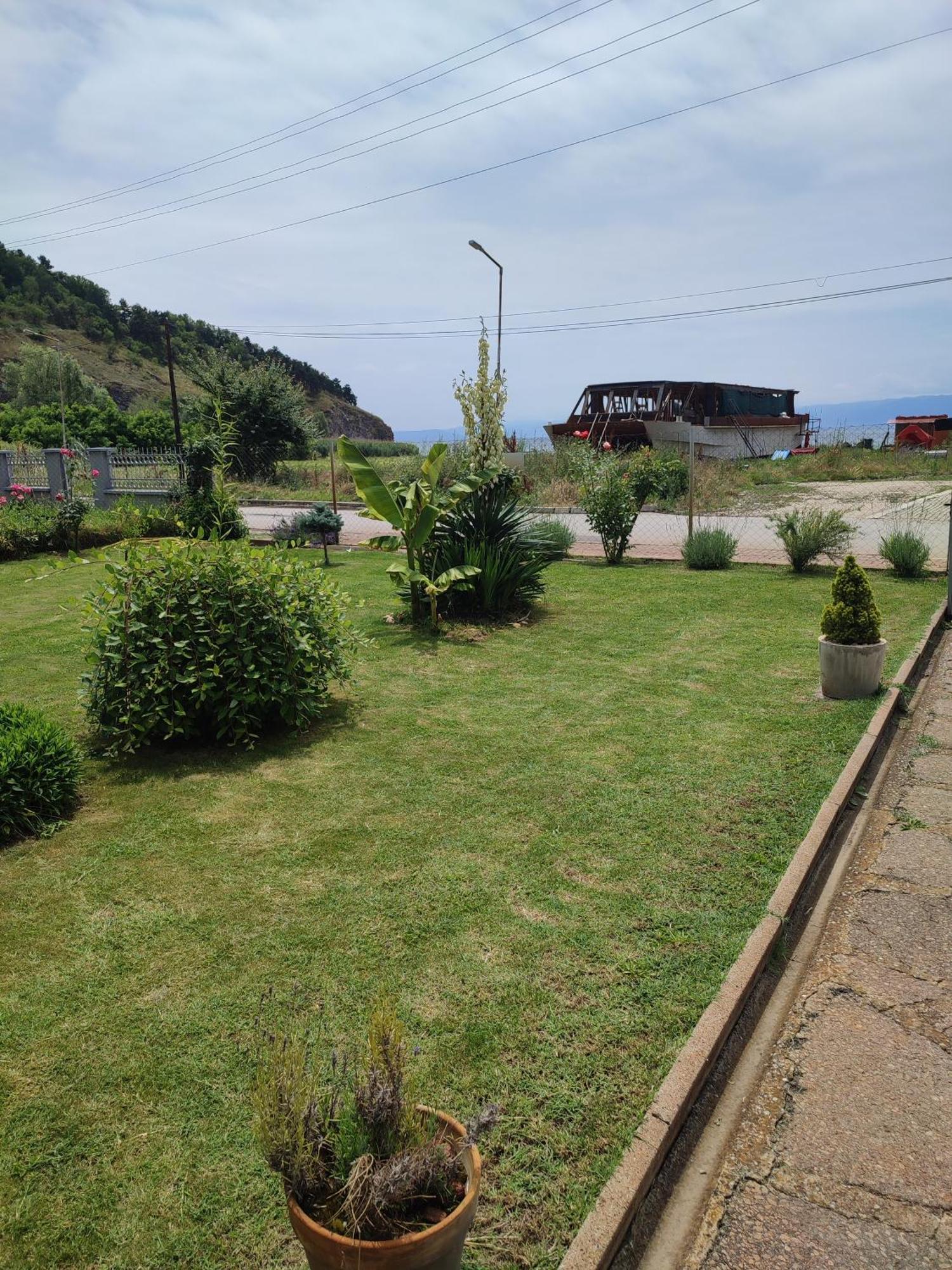 Apartments Three Ohrida Exterior foto